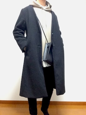 「黒スキニー」｜「アイテム（ノーカラーコート）」を使った、エビちゃん🦐さん（メンズ・167cm）の冬コーディネート
