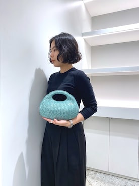 「アイテム（財布）」を使った、um_hhさん（レディース・161cm）の秋コーディネート