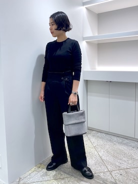 「アイテム（財布）」を使った、um_hhさん（レディース・161cm）の秋コーディネート