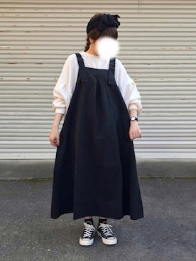 「Samansa Mos2 blue」｜「アイテム（ジャンパースカート）」を使った、みやもとさん（レディース・157cm）の秋コーディネート
