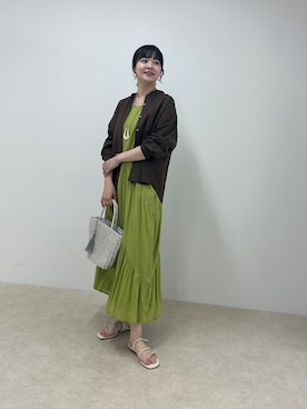 「MICO COULIER（ミコクリエ）のリネン混バンドカラーシャツ（シャツ/ブラウス、ブラウン系）」を使った、nol takitaさん（レディース・159cm）の夏コーディネート