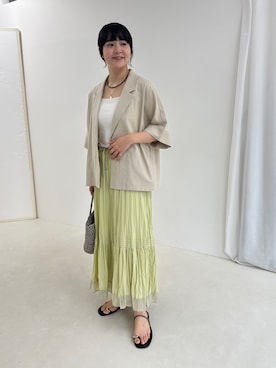 「MICO COULIER（ミコクリエ）のナチュラルエアータンブラースカート（スカート、イエロー系）」を使った、nol takitaさん（レディース・159cm）の夏コーディネート