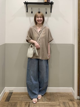 「A part by（アパートバイ）のApbコクーンデニムパンツ≪追加3≫（デニムパンツ、ブルー系）」を使った、Moekaさん（レディース）の夏コーディネート