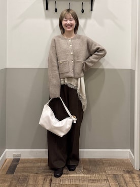 「アイテム（キャミソール）」を使った、Moekaさん（レディース・162cm）の秋コーディネート