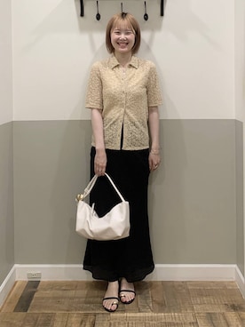 「A part by（アパートバイ）のレースエリツキプルオーバー_5分袖（Tシャツ/カットソー、ベージュ系）」を使った、Moekaさん（レディース）の夏コーディネート