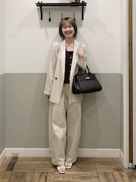 「A part by（アパートバイ）のApbコクーンデニムパンツ≪追加3≫（デニムパンツ、ベージュ系）」を使った、Moekaさん（レディース）の春コーディネート