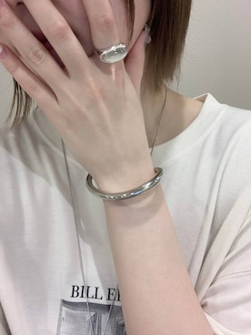 「A part by（アパートバイ）のアイテム（バングル/リストバンド）」を使った、Moekaさん（レディース・162cm）の春コーディネート