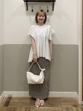「A part by（アパートバイ）のタックデザインブラウス（シャツ/ブラウス、ホワイト系）」を使った、Moekaさん（レディース）の夏コーディネート