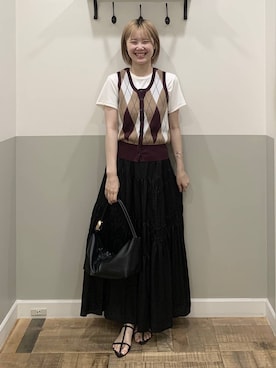 「A part by（アパートバイ）のアーガイルニットベスト（ニット/セーター、レッド系）」を使った、Moekaさん（レディース）の夏コーディネート