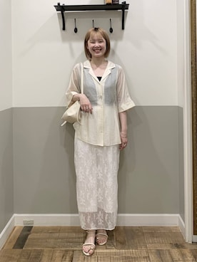 「A part by（アパートバイ）のソフトカーブバッグ（ショルダーバッグ、ホワイト系）」を使った、Moekaさん（レディース）の夏コーディネート