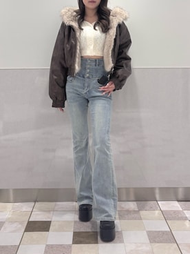 豊田朱莉さんのコーディネート