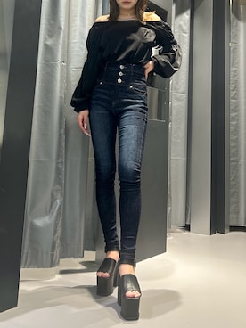 豊田朱莉さん（レディース・157cm）の春コーディネート