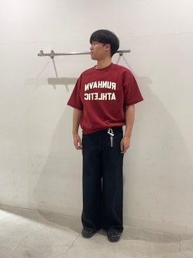 「SENSE OF PLACE by URBAN RESEARCH(センスオブプレイスバイアーバンリサーチ)のカレッジスウェットショートスリーブTシャツ(スウェット、レッド系)」を使った、yujiさん(メンズ・178cm)の春コーディネート