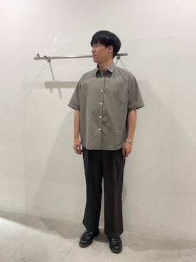 「SENSE OF PLACE by URBAN RESEARCH(センスオブプレイスバイアーバンリサーチ)の『イージーケア/速乾/接触冷感』コンフォートレギュラーカラーショートスリーブシャツ(シャツ/ブラウス、ベージュ系)」を使った、yujiさん(メンズ・178cm)の春コーディネート