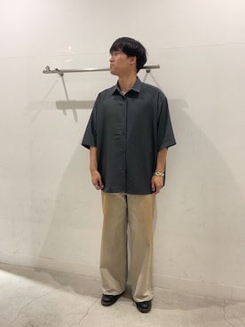 「SENSE OF PLACE by URBAN RESEARCH(センスオブプレイスバイアーバンリサーチ)のエクストラルーズショートスリーブシャツ(シャツ/ブラウス、グレー系)」を使った、yujiさん(メンズ・178cm)の春コーディネート
