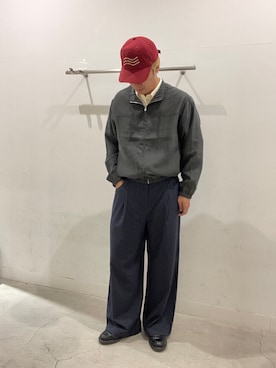 「SMELLY(スメリー)のウェーブレタリングキャップ(キャップ、レッド系)」を使った、yujiさん(メンズ・178cm)の秋コーディネート