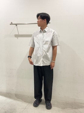 「SENSE OF PLACE by URBAN RESEARCH(センスオブプレイスバイアーバンリサーチ)の『別注』LOVE POP STUDIO×SENSE OF PLACE シャツ(シャツ/ブラウス、ホワイト系)」を使った、yujiさん(メンズ・178cm)の夏コーディネート