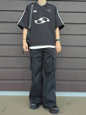 「アイテム（カーゴパンツ）」を使った、こうへいさん（メンズ・181cm）の夏コーディネート