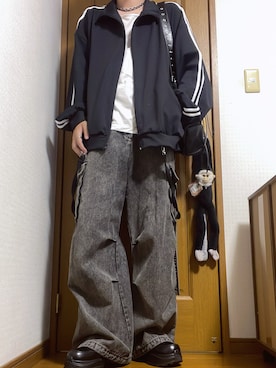 「アイテム（リング）」を使った、こうへいさん（メンズ・181cm）の秋コーディネート