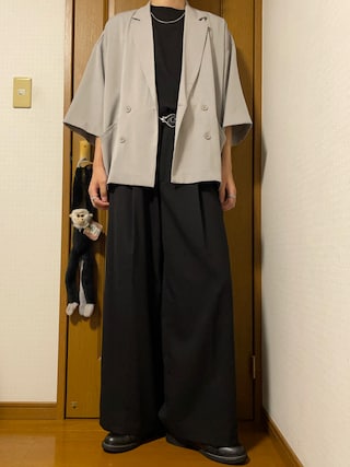 「WYM LIDNM（ウィム バイ リドム）のEXTRA FINE COTTON BASIC TEE -SLIM CROPPED FIT-（Tシャツ/カットソー）」を使った、こうへいさん（メンズ・181cm）の夏コーディネート