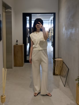 「MICA&DEAL（マイカ＆ディール）の美脚パンツ〈3サイズ展開〉（その他パンツ、ベージュ系）」を使った、SAY.さん（レディース・158cm）の夏コーディネート