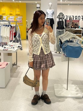 「アイテム（モカシン/デッキシューズ）」を使った、shirabe108さん（レディース・163cm）の秋コーディネート
