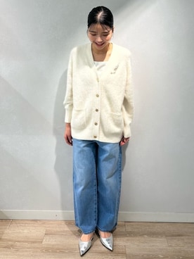 「アイテム（ブローチ/コサージュ）」を使った、mutsumi endoさん（レディース・164cm）の冬コーディネート