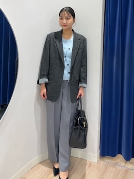 「NOLLEY’S Sophi（ノーリーズソフィ）の【一部WEB限定サイズ】ウォッシャブルブライトダブルクロスセミワイドパンツ（その他パンツ、グリーン系）」を使った、mutsumi endoさん（レディース・165cm）の秋コーディネート