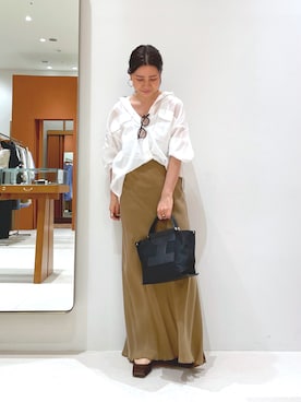 「THE PAUSE（ザ ポーズ）のアイテム」を使った、wg_akemさん（レディース・158cm）の春コーディネート