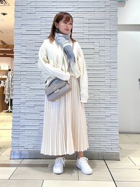 「アイテム（ダウンベスト）」を使った、mayさん（レディース・153cm）の秋コーディネート