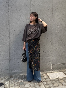 「LOUNGEDRESS（ラウンジドレス）の≪セットアップ可≫カットプリントプルオーバー（Tシャツ/カットソー、グレー系）」を使った、NANAさん（レディース・156cm）の夏コーディネート