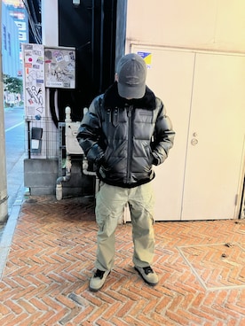 「AVIREX（アヴィレックス）のアイテム（ダウンジャケット/コート）」を使った、HARUKIさん（メンズ・166cm）の冬コーディネート