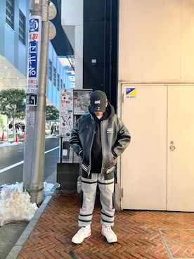 「AVIREX（アヴィレックス）のアイテム（その他アウター）」を使った、HARUKIさん（メンズ・166cm）の冬コーディネート