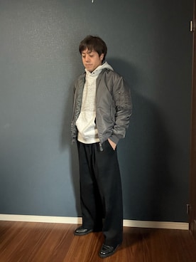 「MONKEY TIME（モンキータイム）のアイテム（パーカー）」を使った、ようさん（メンズ・170cm）の冬コーディネート