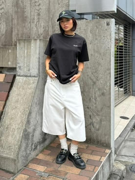 「HUF（ハフ）のEXPRESSION DENIM BAGGY SHORT（デニムパンツ、ホワイト系）」を使った、HUF JAPANさん（レディース・163cm）の夏コーディネート