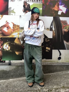 「HUF（ハフ）のアイテム」を使った、HUF JAPANさん（レディース・168cm）の冬コーディネート