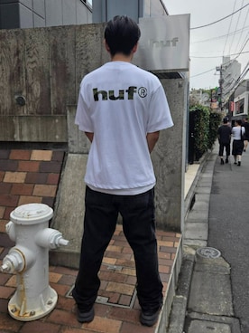 「HUF（ハフ）のhuf eightynine CAMO TEE（Tシャツ/カットソー、ホワイト系）」を使った、HUF JAPANさん（レディース・163cm）の夏コーディネート