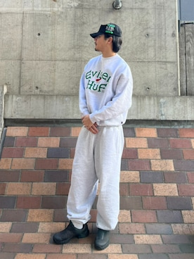 「HUF（ハフ）のアイテム」を使った、HUF JAPANさん（メンズ・171cm）の冬コーディネート