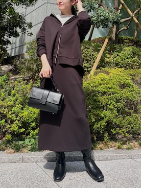 「ナロースカート」｜a.v.v本社スタッフさん（レディース・157cm）の秋コーディネート