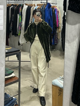 「アイテム（チノパンツ）」を使った、こことさん（レディース・152cm）の秋コーディネート