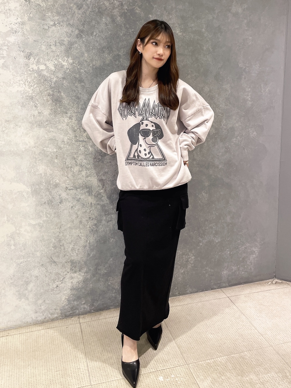 「GYDAのGYDALMATIANスウェットトップス（スウェット、ホワイト系）」を使った、ichiさん（レディース・156cm）の冬コーディネートの1枚目の写真