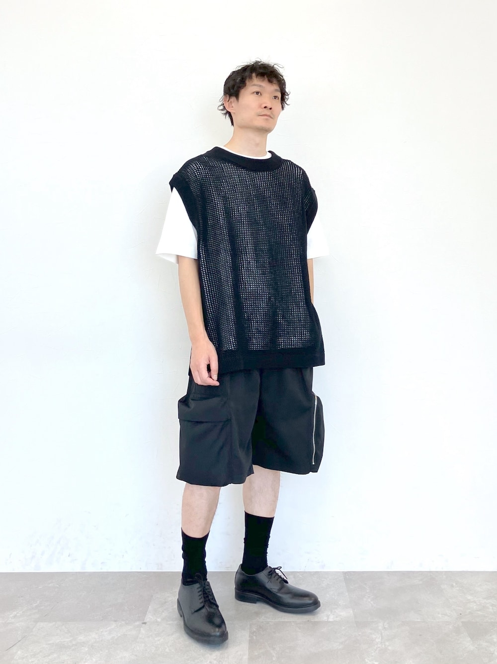 STERNBERG 黒 メッシュ ベスト オーバーサイズ ノースリーブ STERNBERG 黒 メッシュ ベスト オーバーサイズ ノースリーブ