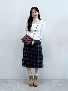 「アイテム（キーホルダー）」を使った、snowaeさん（レディース・157cm・20代）の秋コーディネート