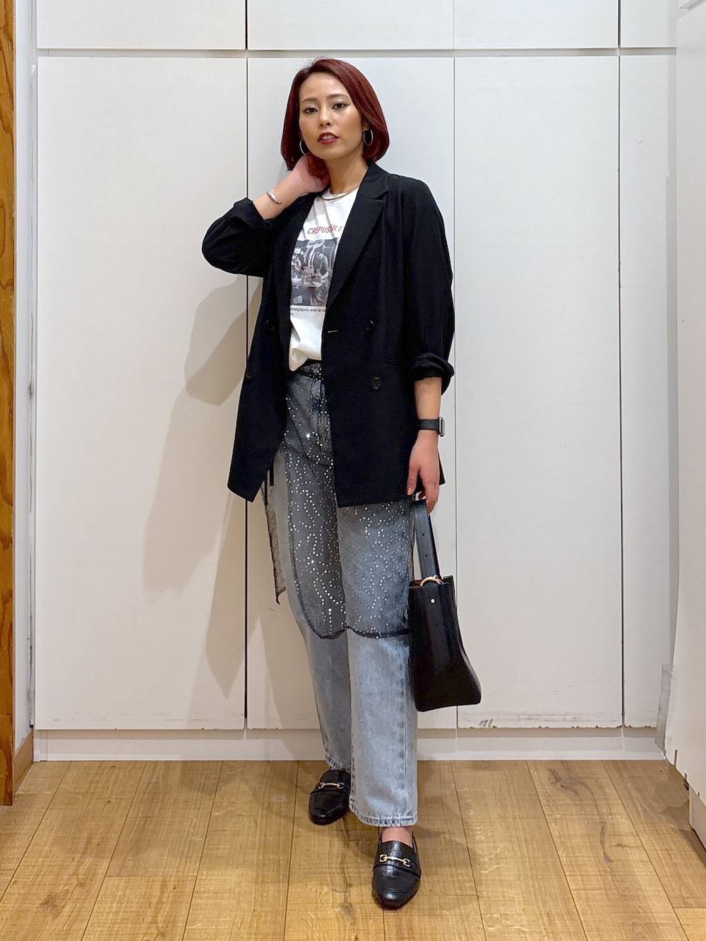 「GLOBAL WORK、体型カバー、高見え、高身長、ママコーデ、骨格ストレート、着痩せ・細見え」｜「GLOBAL WORKのサイズ拡大/らくっション撥水2WAYローファー/131468（ローファー、ブラック系）」を使った、ココさん（レディース・165cm）の春コーディネートの1枚目の写真