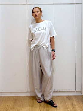 「アイテム（バングル/リストバンド）」を使った、ココさん（レディース・165cm・30代）の夏コーディネート