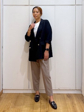 「GLOBAL WORK（グローバルワーク）のアイテム（テーラードジャケット）」を使った、ココさん（レディース・165cm）の秋コーディネート