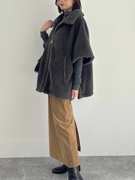 「アイテム（ポンチョ）」を使った、ココさん（レディース・165cm）の冬コーディネート