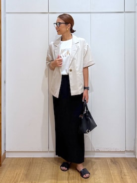 「アイテム（バングル/リストバンド）」を使った、ココさん（レディース・165cm）の夏コーディネート