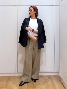 「アイテム（テーラードジャケット、ブラック系）」を使った、ココさん（レディース・165cm）の春コーディネート