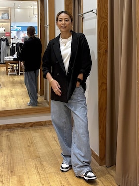 「アイテム（テーラードジャケット）」を使った、ココさん（レディース・165cm・30代）の秋コーディネート